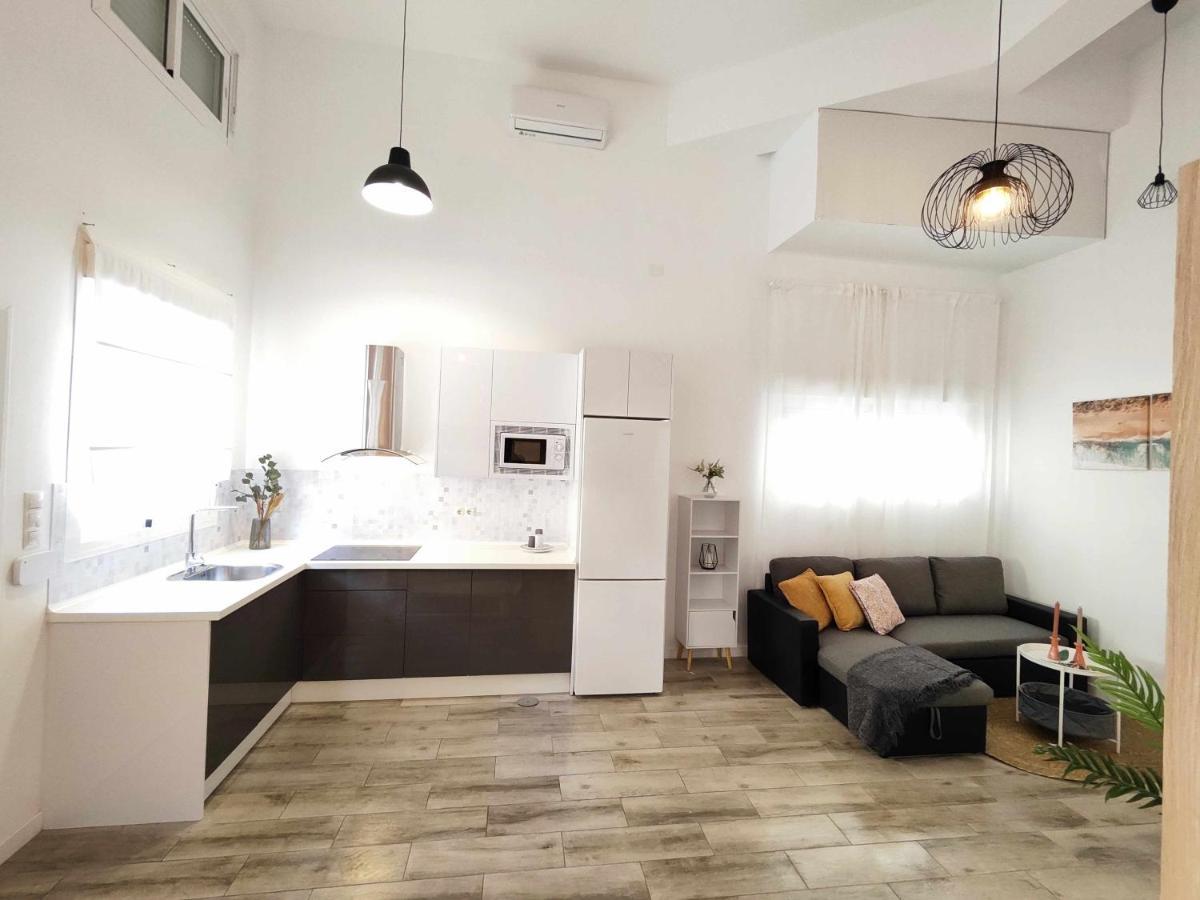 La Victoria Suites Малага Экстерьер фото