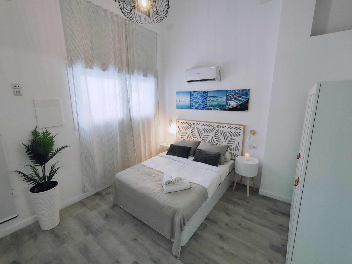 La Victoria Suites Малага Экстерьер фото