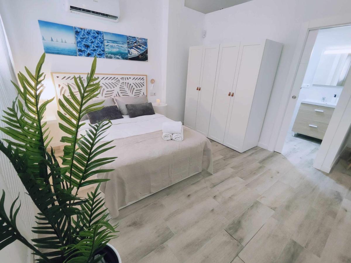 La Victoria Suites Малага Экстерьер фото