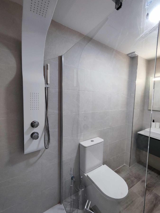 La Victoria Suites Малага Экстерьер фото